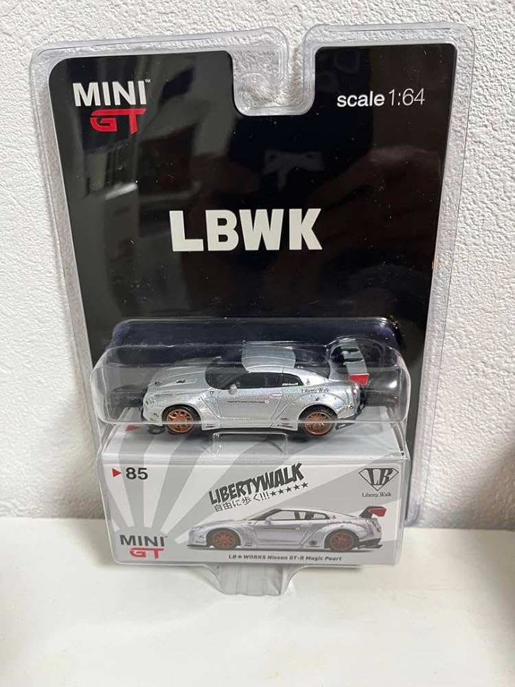 MINI GT リバティーウォーク　LBWK GT-R 1/64スケール MINI GT「LB-WORKS NISSAN GT-R R35 Type2 Rear
